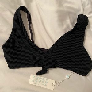Frankies Bikinis black tie top / NWT / sz S